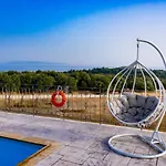 Daire Trapezaki Seaview Apartmens Anemoni *